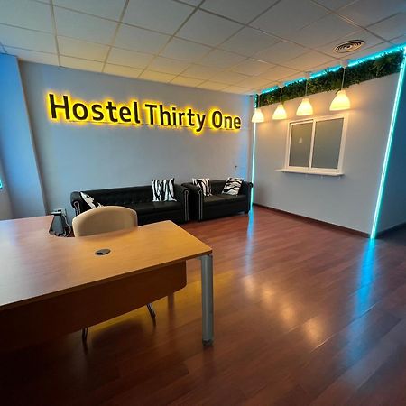Hostel Thirty One Мадрид Экстерьер фото