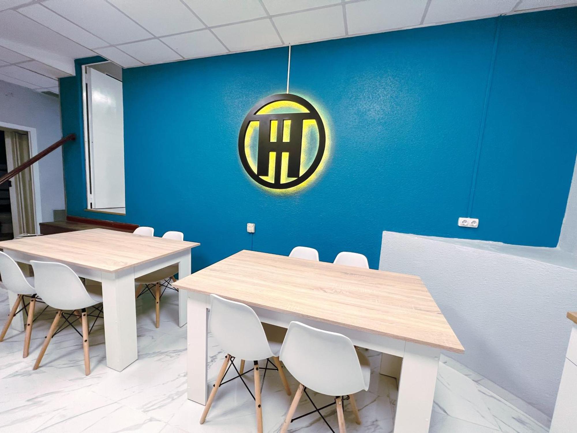 Hostel Thirty One Мадрид Экстерьер фото